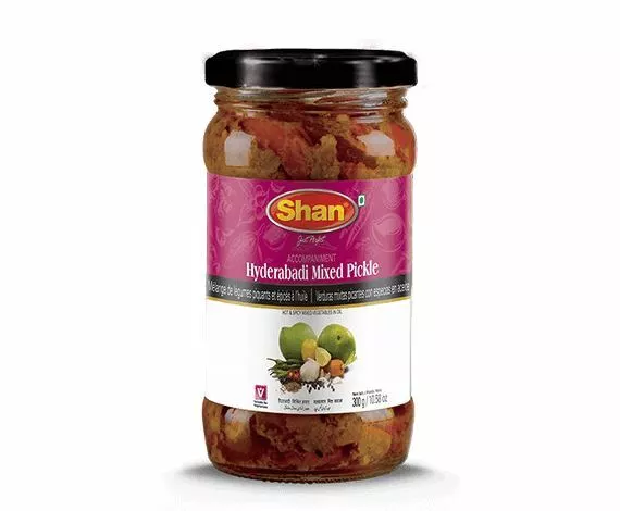 Picture of Shan Hyderabadi Pickle (hot and spicy vegetables in oil) 300g